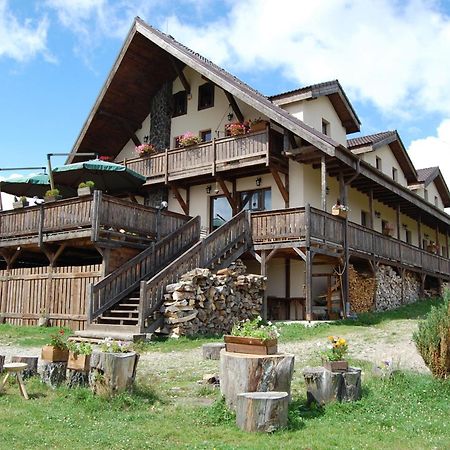 Cabana Motilor Mărişel Εξωτερικό φωτογραφία