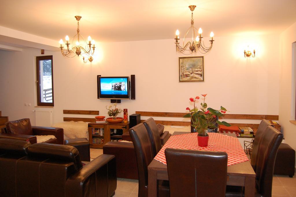 Cabana Motilor Mărişel Εξωτερικό φωτογραφία